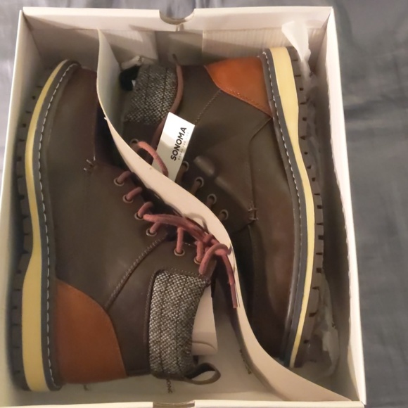 NWT Sonoma Vitalize by Ortholite Glenn Boots, 10 - Picture 6 of 6